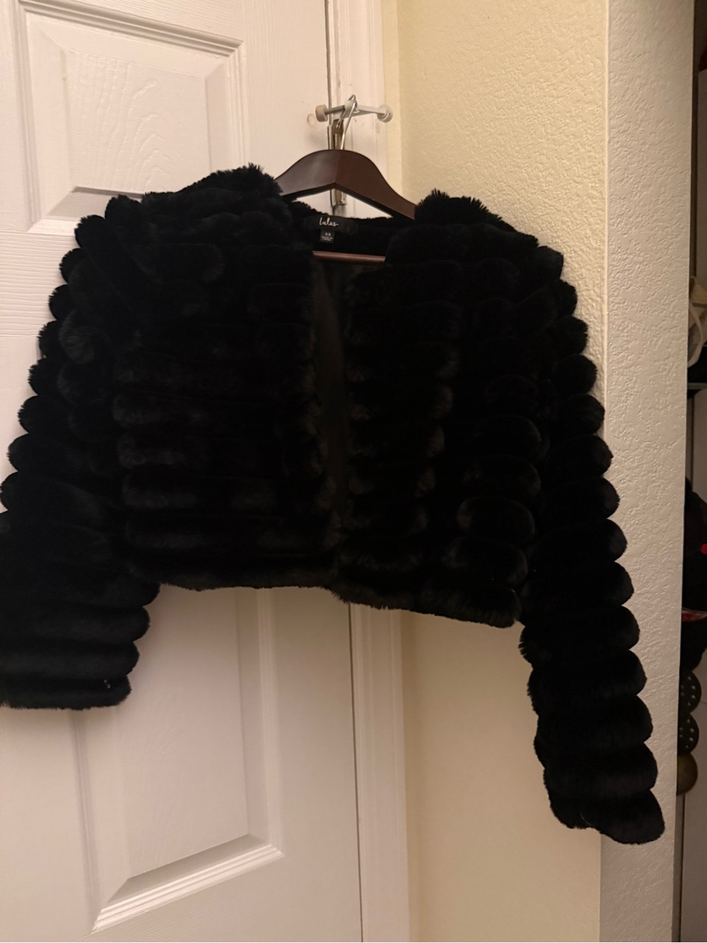 Lulu's Black Faux Fur Cropped Teddy Jacket